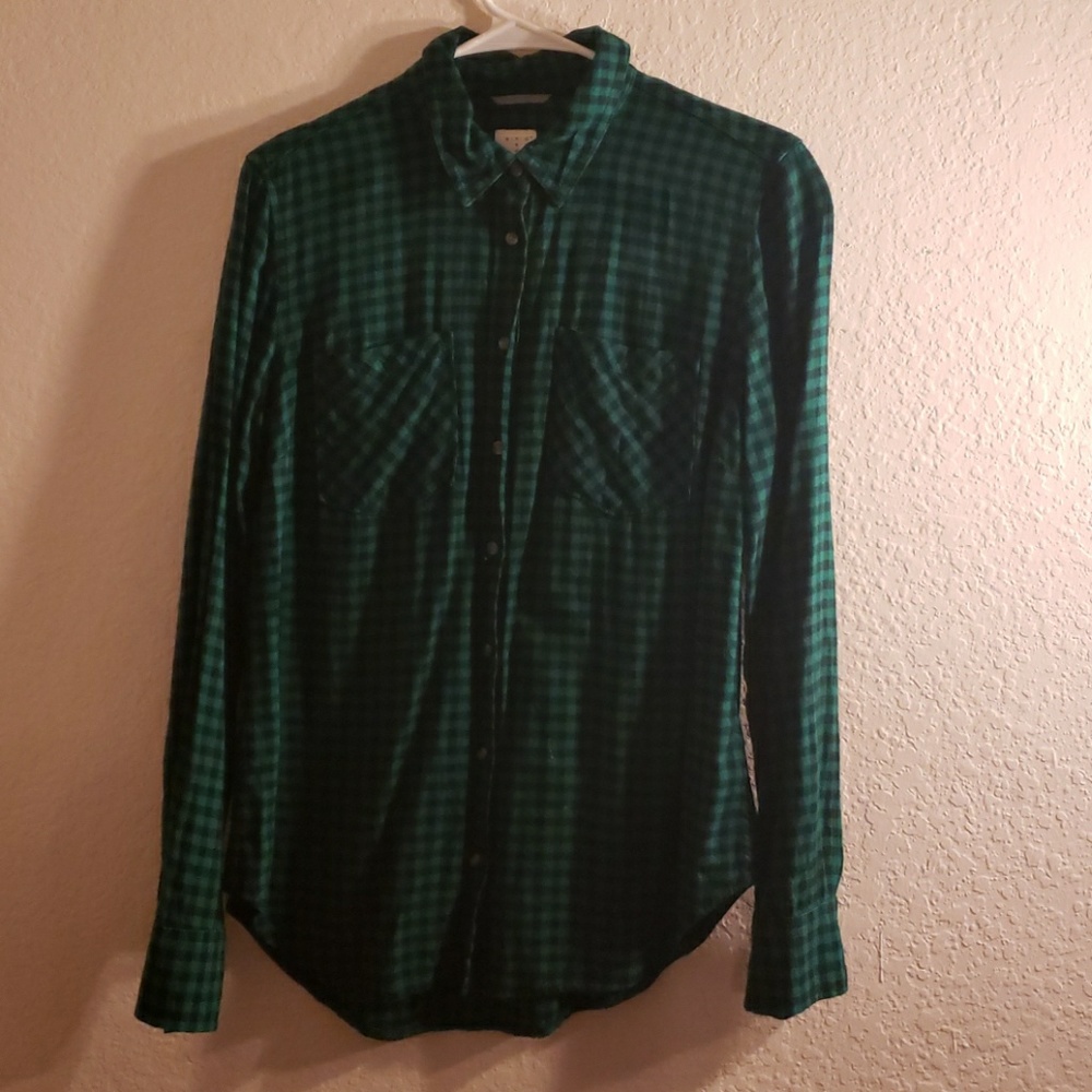 Green and black Plaid button up